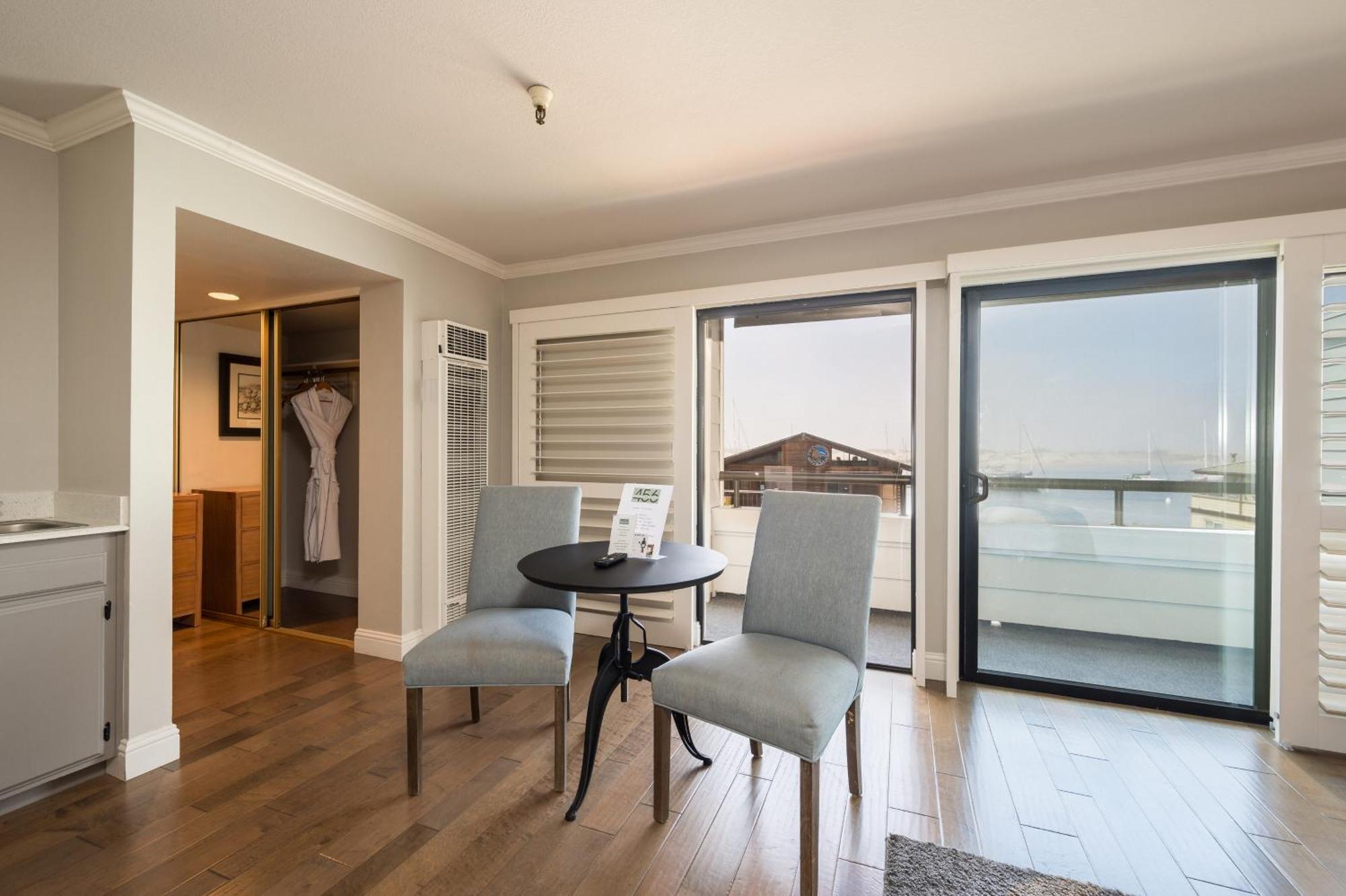 456 Embarcadero Inn & Suites Морро-Бей Екстер'єр фото